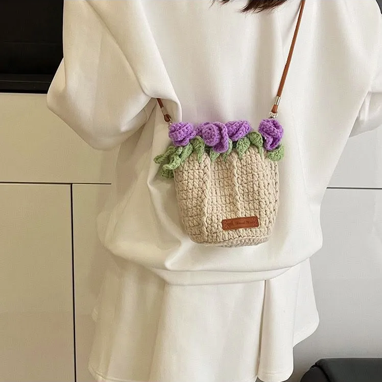Jen's Rose Bouquet Hand Bag