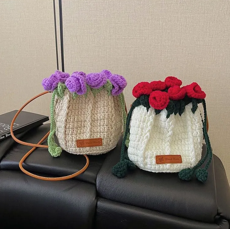 Jen's Rose Bouquet Hand Bag